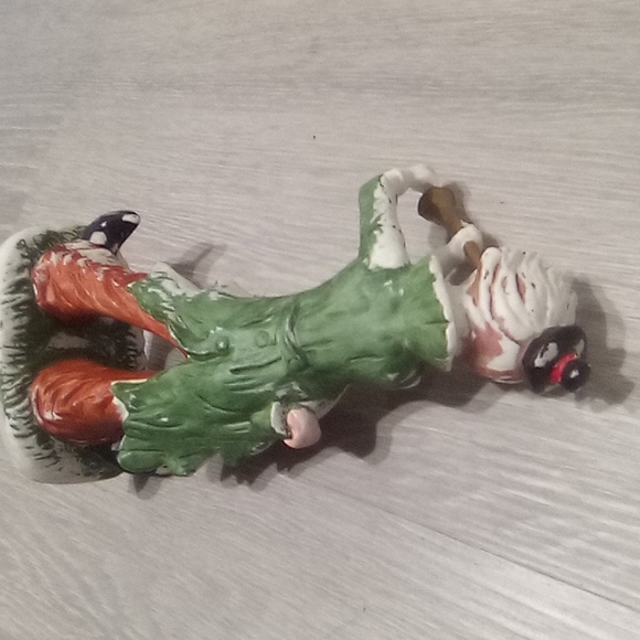 Vintage Ceramic Creepy Clown Figure Blowing Horn - Picture 4 of 13